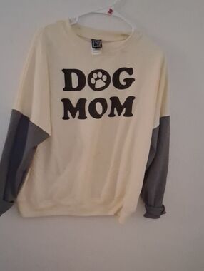 Dog Mom Colorblock Pullover Sweatshirt - Cream with Gray Sleeves